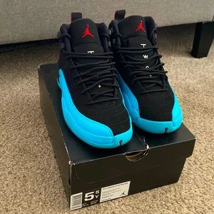 Jordan 12 Retro Gamma Blues SIZE 5.5Y/WOMENS 7.5